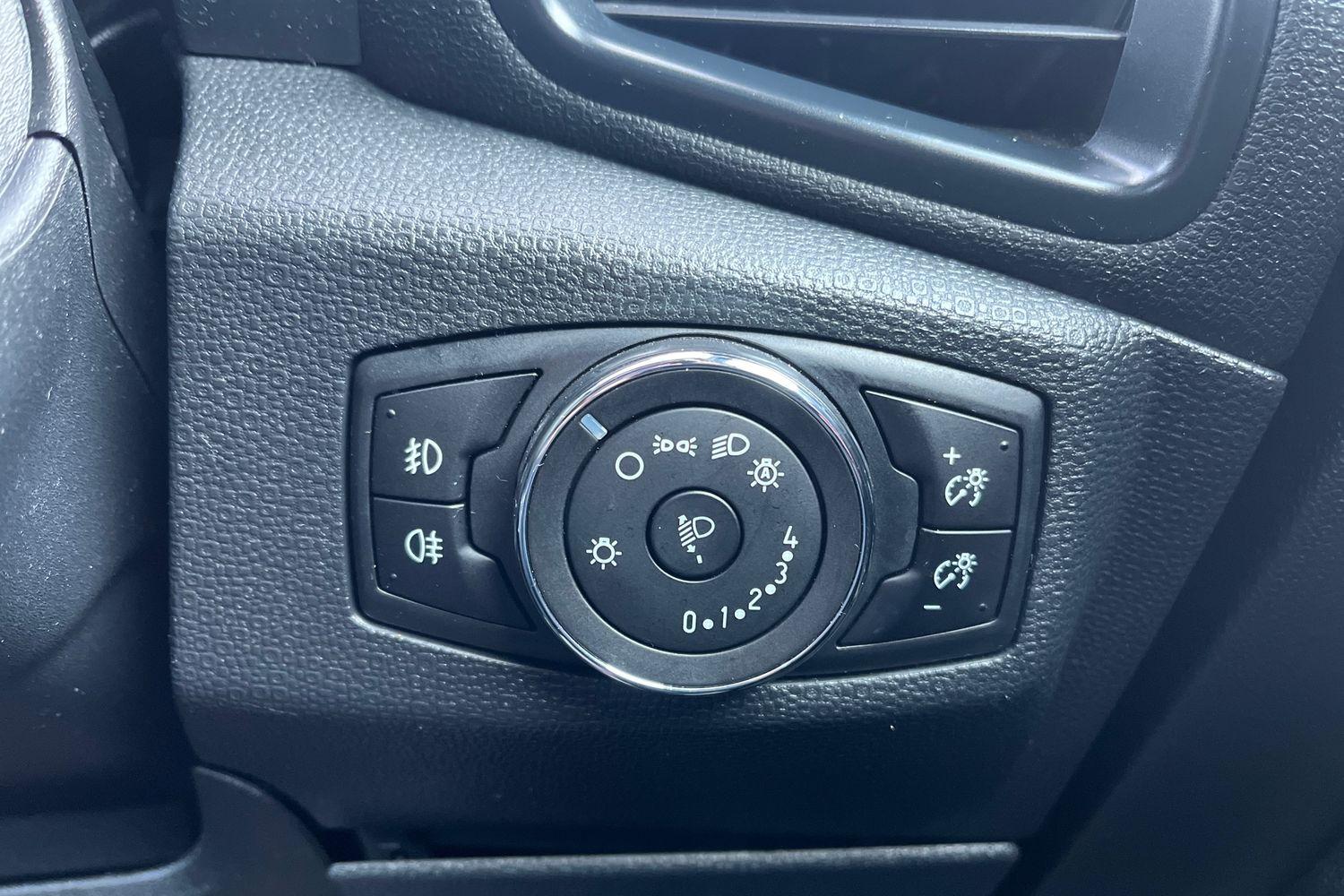 Ford ECOSPORT Photo 23