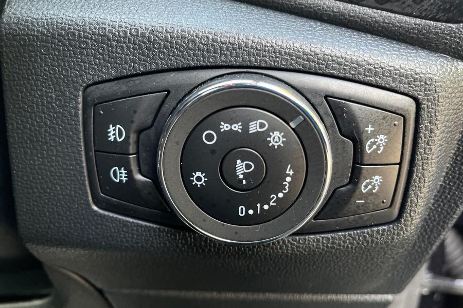 Ford ECOSPORT Photo autoimg-811f1aef2f3602eef2992319a858c6fdd33e5740.jpg
