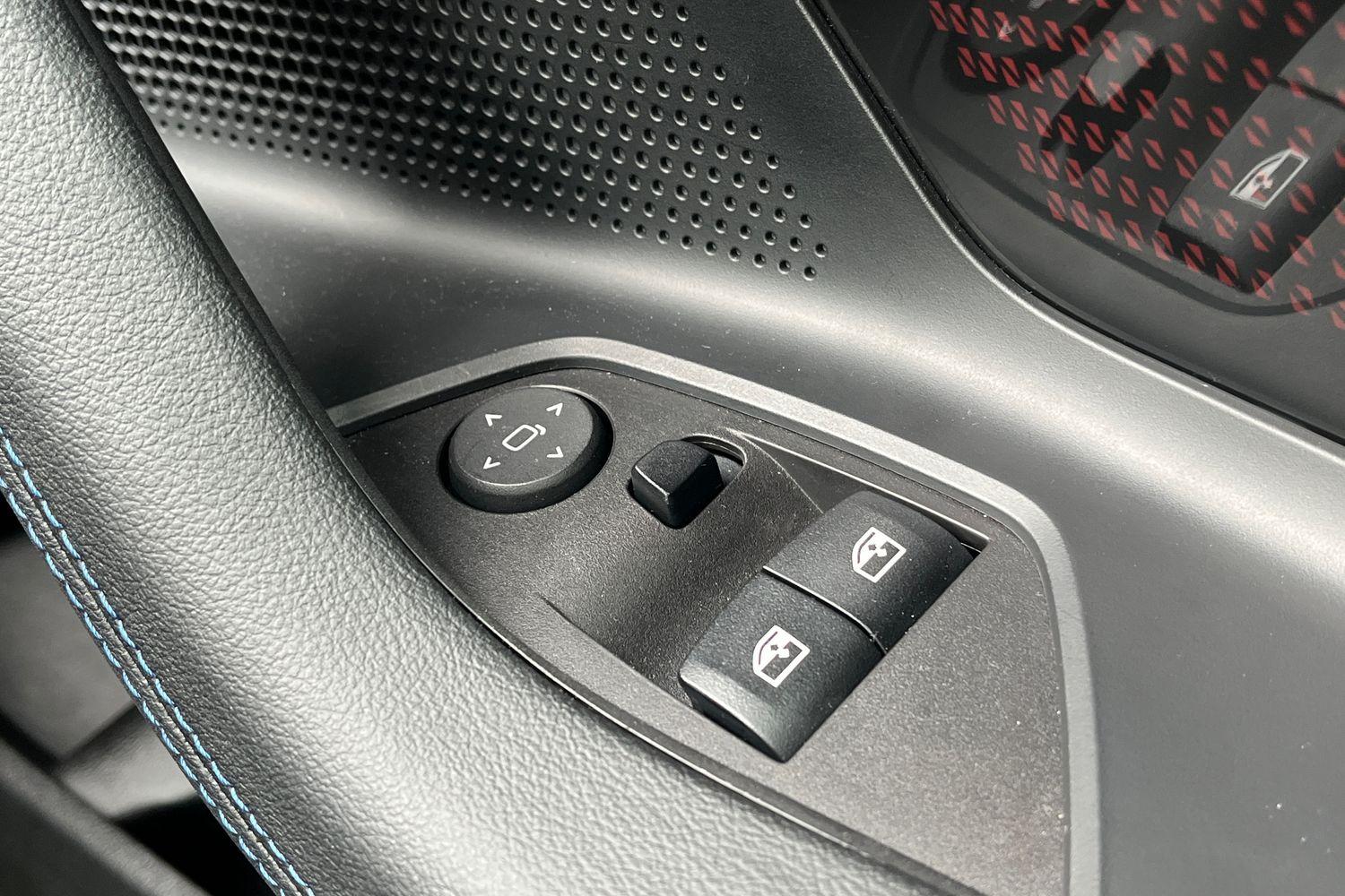 BMW 2 SERIES Photo 15
