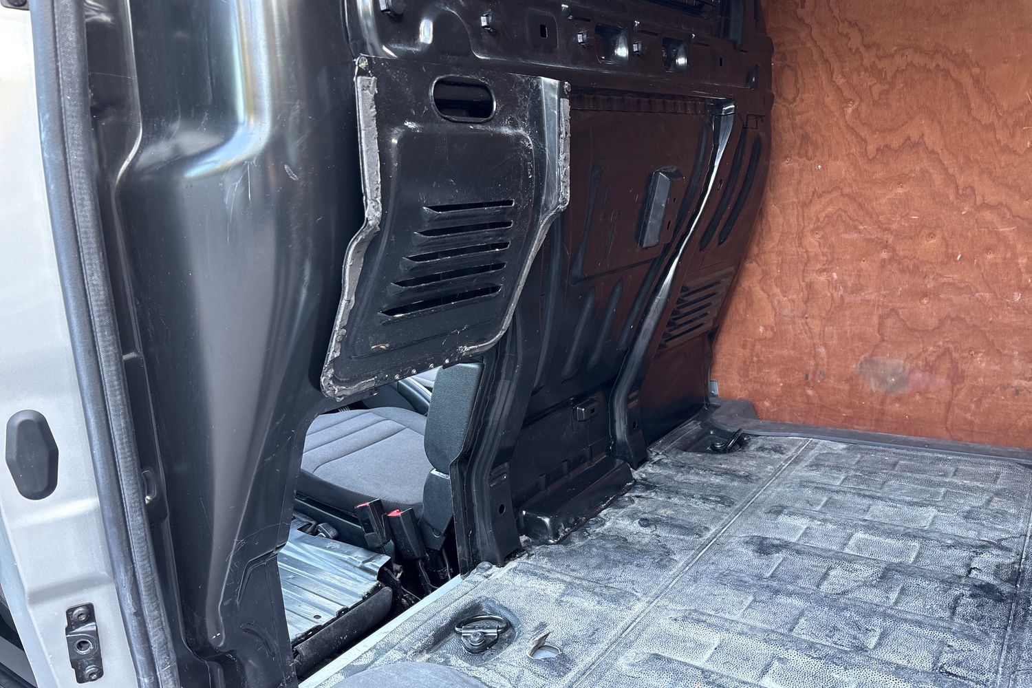 Ford TRANSIT CONNECT Photo 39