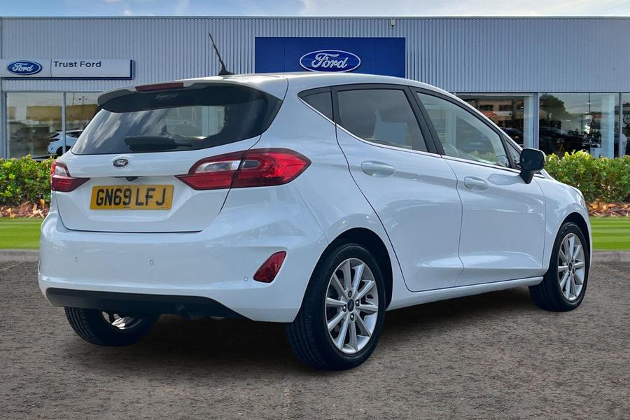 Ford Fiesta Photo autoimg-812857fcb9935875d510d1ca2fd792881d869e44.jpg
