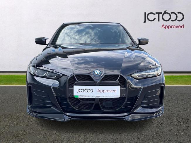 BMW I4 Photo 8
