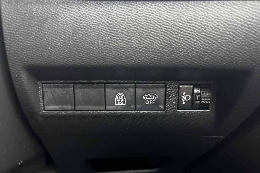 Peugeot 208 Photo autoimg-812a8990d76aaf9d17c7b567b80fae8361c1d2a9.jpg