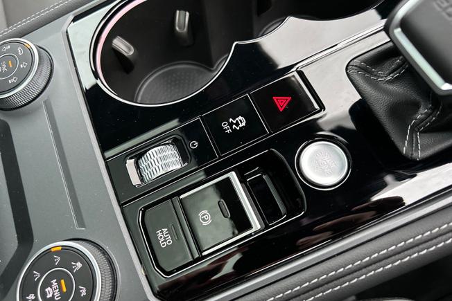 VOLKSWAGEN Touareg Photo 43