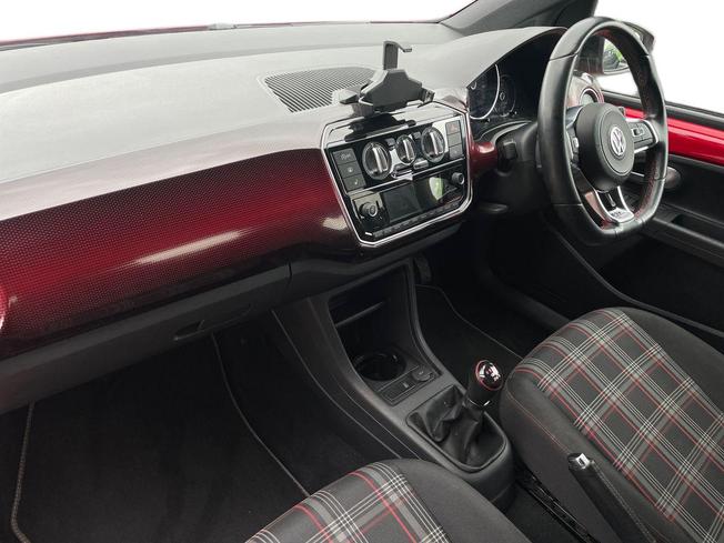 VOLKSWAGEN up! Photo 2