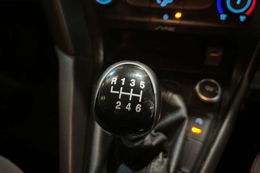 Used Ford FOCUS XJZ4858 36