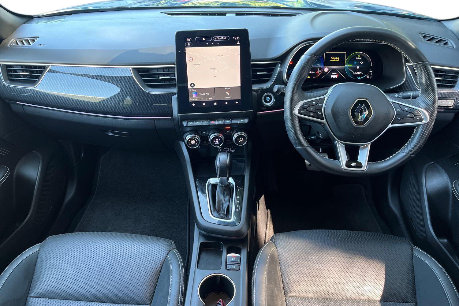 Renault ARKANA Photo 9