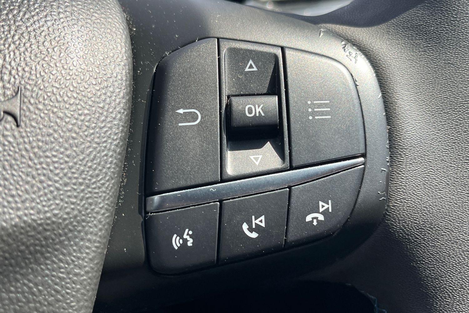 Ford Fiesta Photo 28