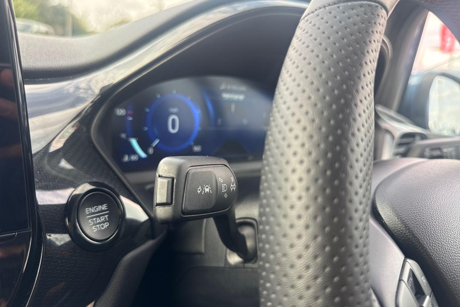Ford FIESTA Photo 13