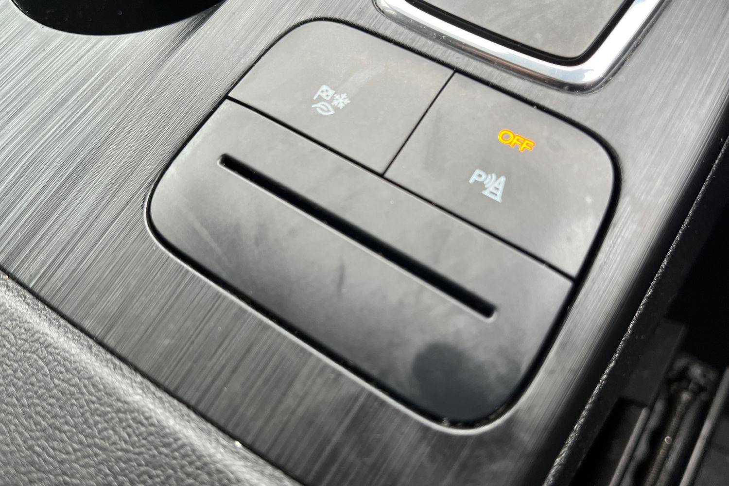 Ford Kuga Photo 35
