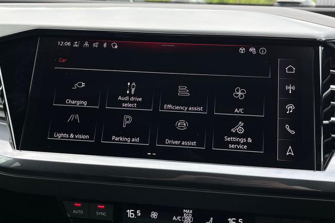 AUDI Q4 E-Tron Photo 32