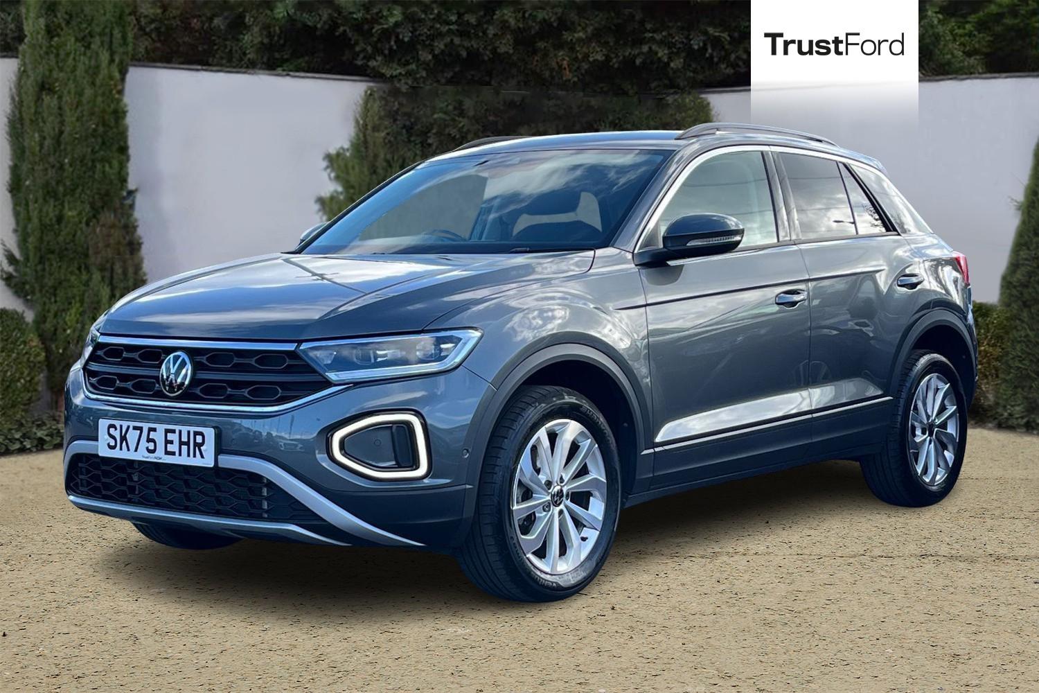 Volkswagen T-Roc Photo 4