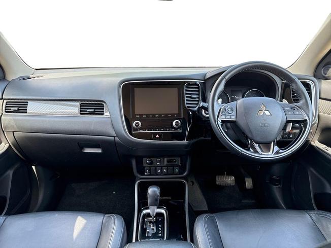 MITSUBISHI Outlander Photo 10