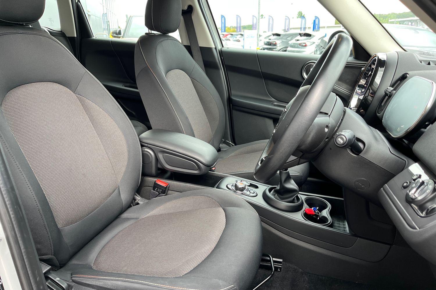 MINI Countryman Photo 16