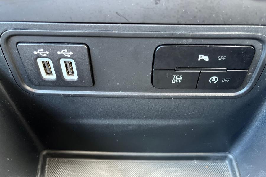 Ford ECOSPORT Photo autoimg-8141d9542d1abcf2fb9b38bcdd0bb50432825287.jpg