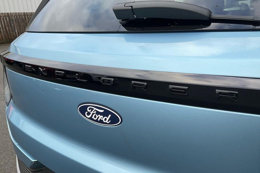 Used Ford EXPLORER EK74ZNF 40