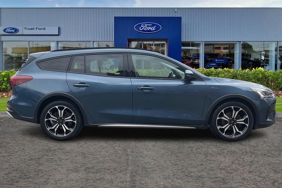 Ford FOCUS Photo autoimg-814da268ae427e3c68c705a16e77747c93ca3762.jpg