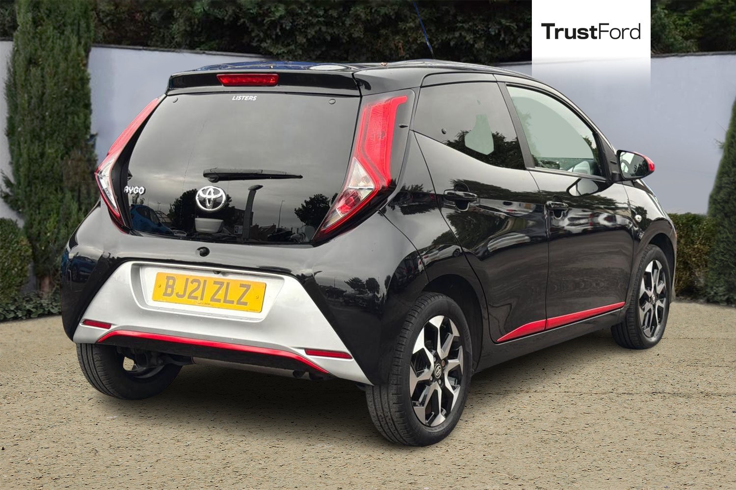Toyota AYGO Photo 3