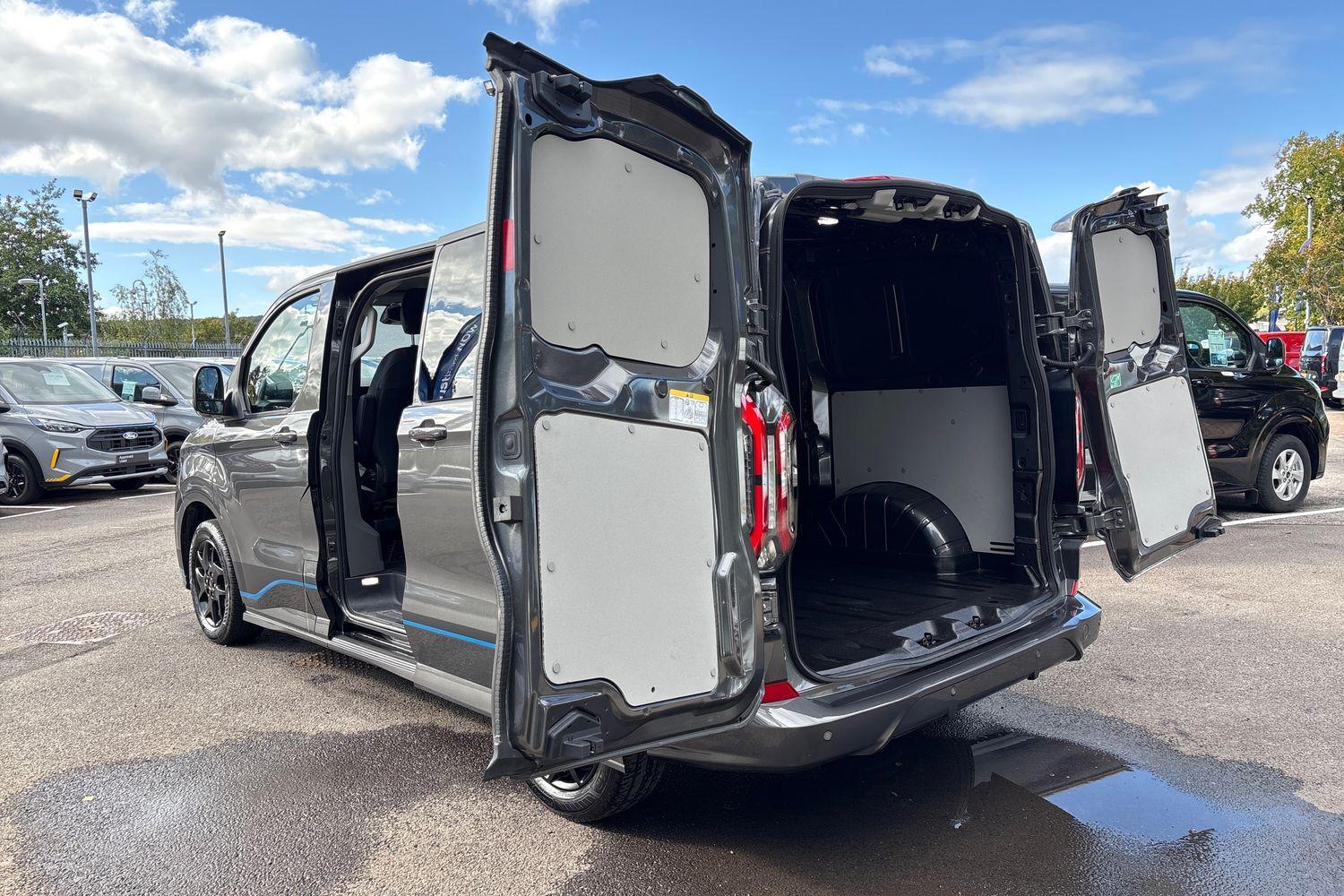 Ford TRANSIT CUSTOM Photo 6