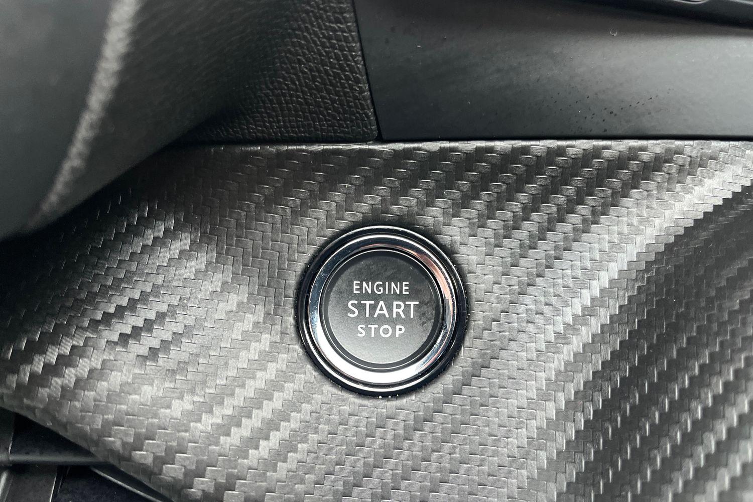 Peugeot 208 Photo 38