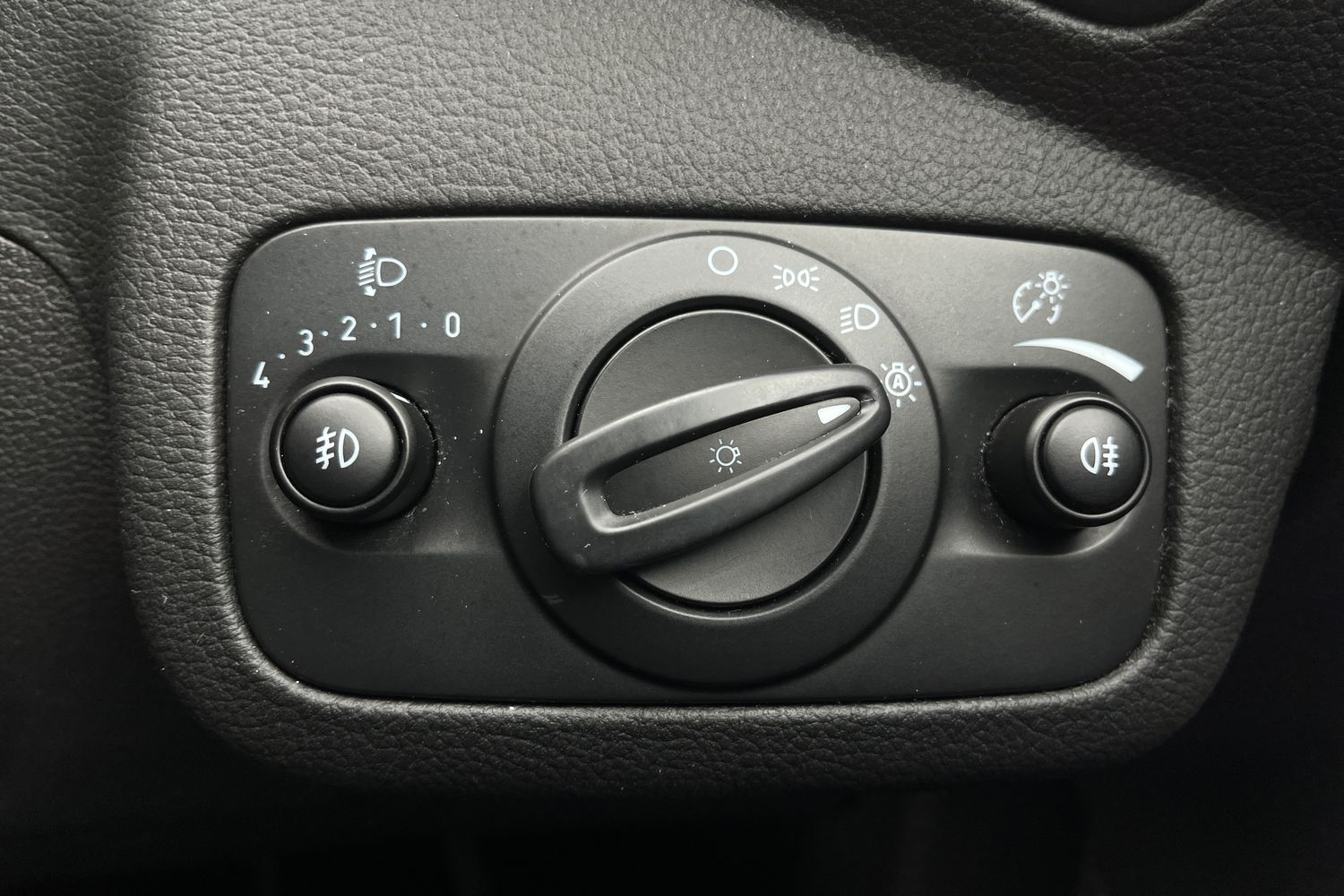 Ford KUGA Photo 24