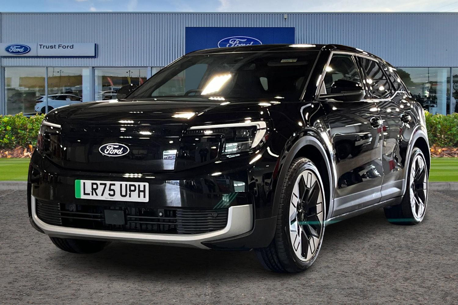 Ford Explorer Photo 4