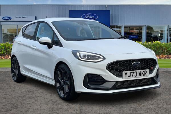 Used Ford FIESTA YJ73WKR