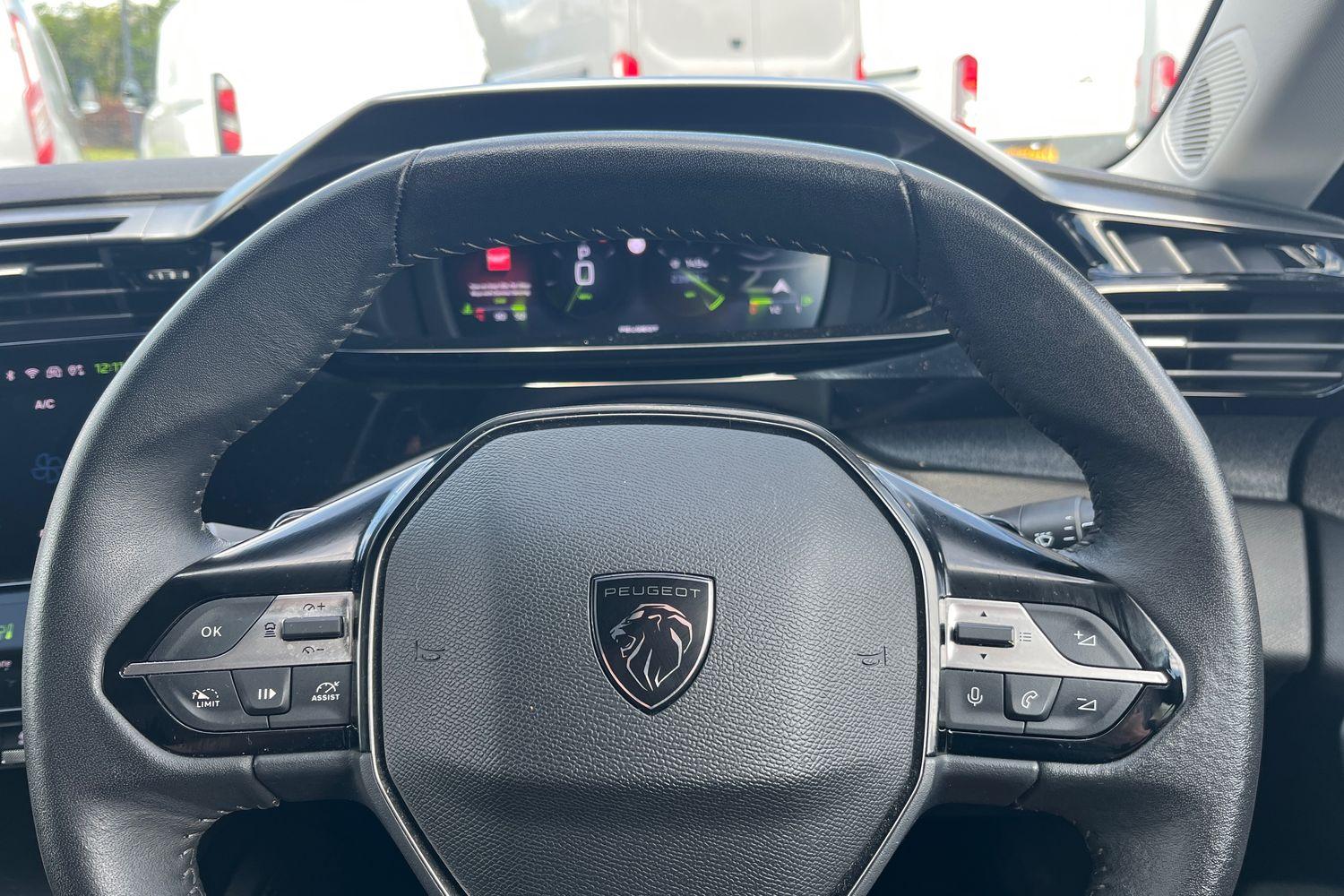 Peugeot 308 Photo 11