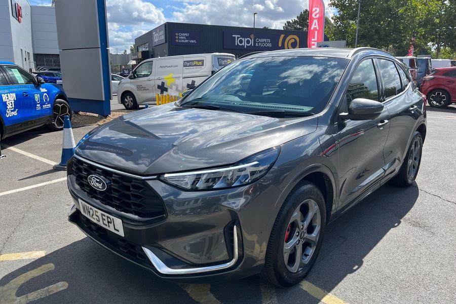 Ford KUGA Photo autoimg-81556135153dc5c9a6e0073b5e9255f2ceb292fe.jpg