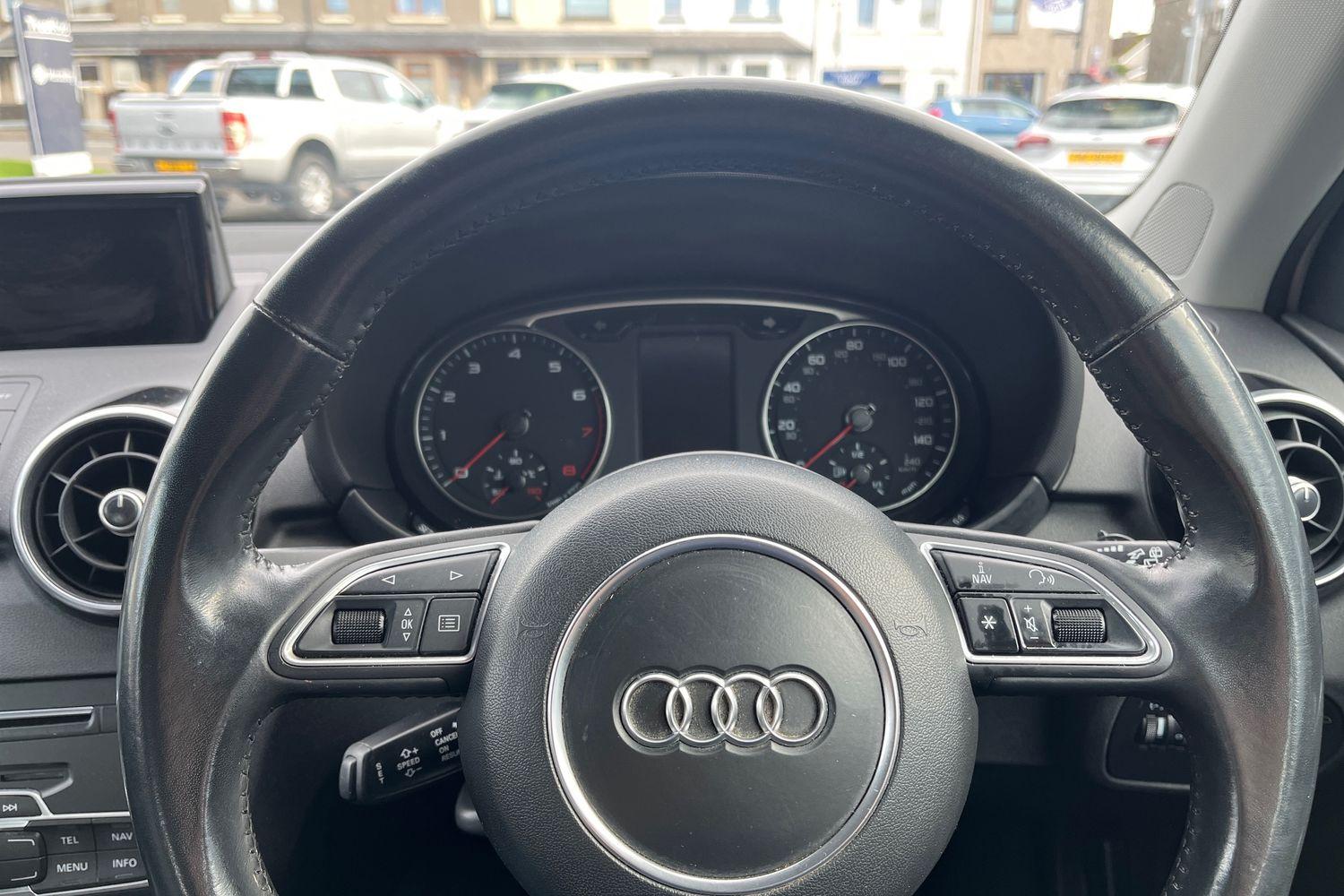 Audi A1 Photo 11