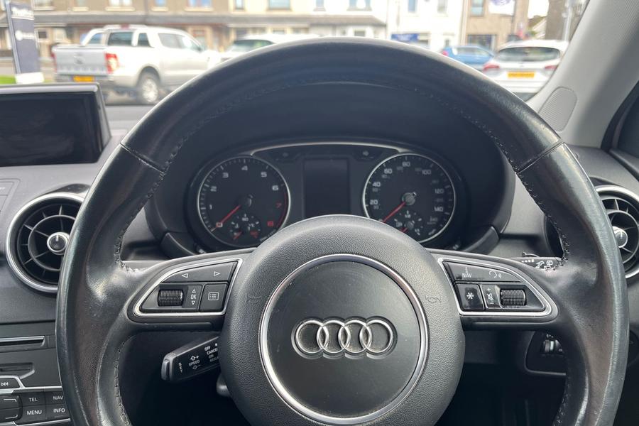 Audi A1 Photo autoimg-81581081b2a2c2c79bd680068d83c3dd39277e2f.jpg
