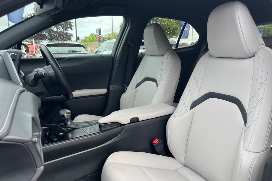 Lexus UX Photo autoimg-815bcbb806ac561869c3162765106b11a73e44f2.jpg