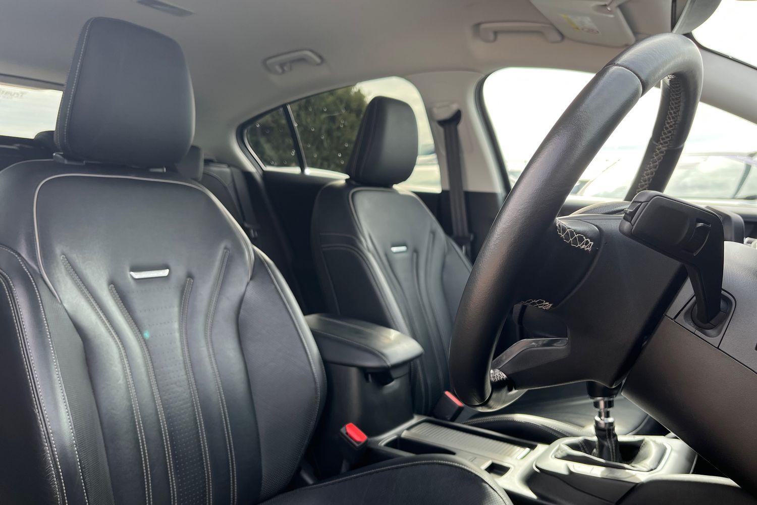 Ford FOCUS VIGNALE Photo 16