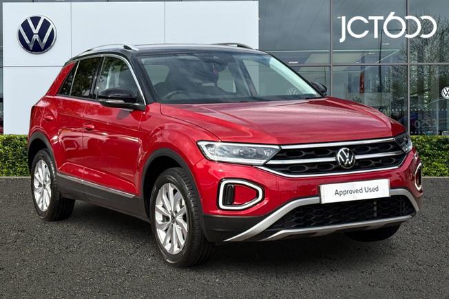Volkswagen T-Roc Photo 1