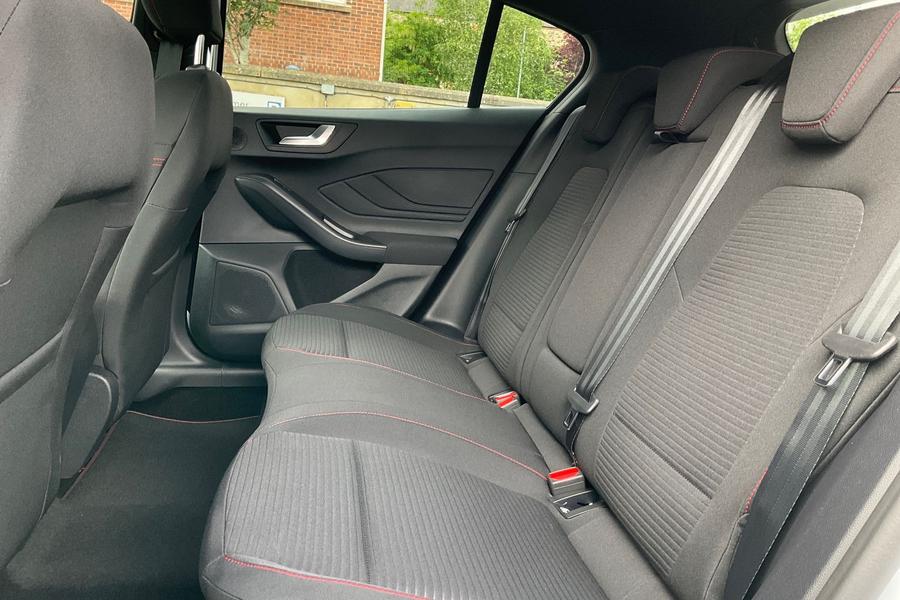 Ford Focus Photo autoimg-815dc879935d2e896786f43860b7de07bea99eab.jpg