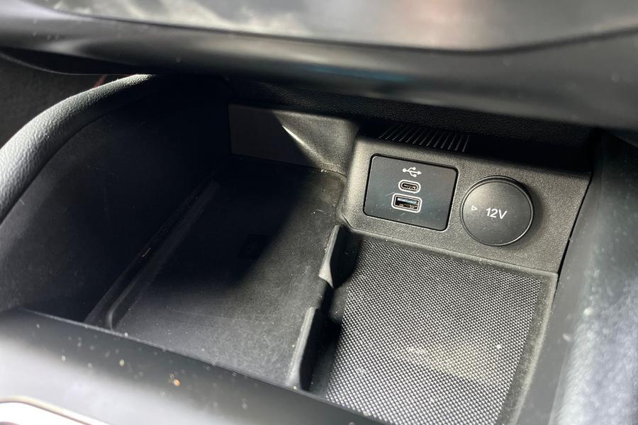 Ford FOCUS Photo autoimg-815e31c20f98c4bd4cd40b3560baca573874038e.jpg