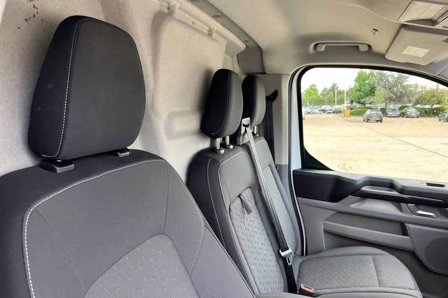 Used Ford TRANSIT CUSTOM DV73UPZ 31