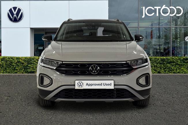 VOLKSWAGEN T-Roc Photo 8