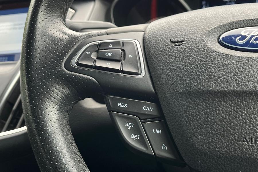 Ford Focus Photo autoimg-8167910bce7f78224cb853f186ffe19a6a4c00f3.jpg