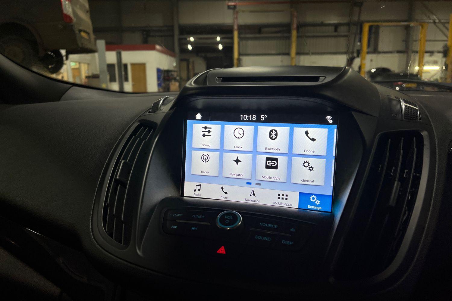 Ford KUGA Photo 33
