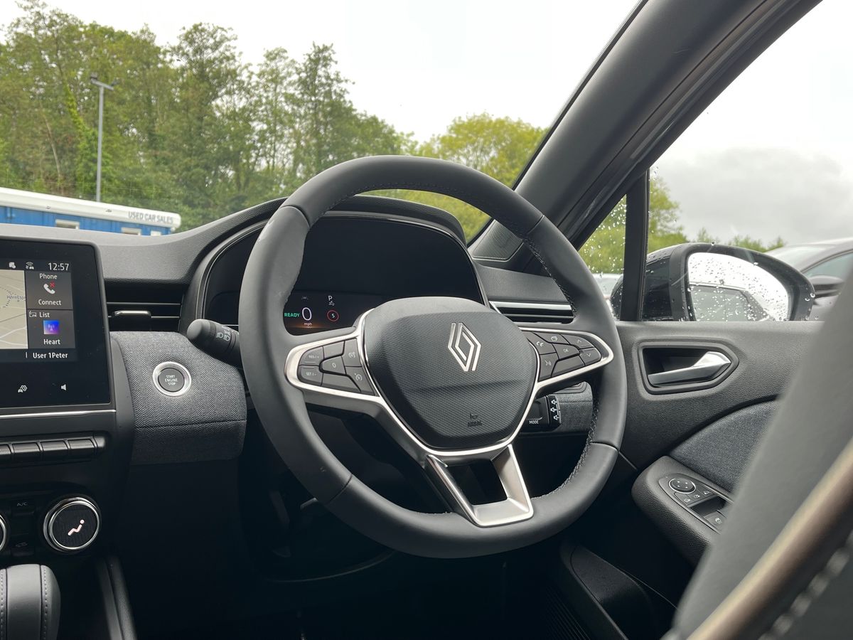Renault Clio Photo 14