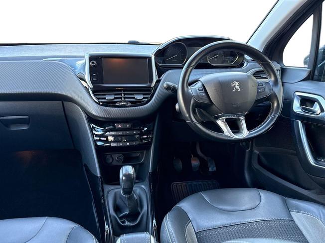 PEUGEOT 2008 Photo 11