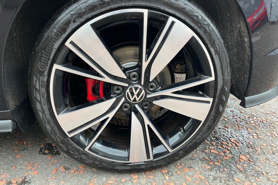 Volkswagen GOLF Photo autoimg-816ee5713ff66ab29522b48c820d6fcddb493b6f.jpg