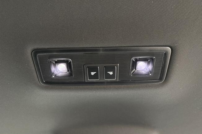 VOLKSWAGEN Tiguan Allspace Photo 25