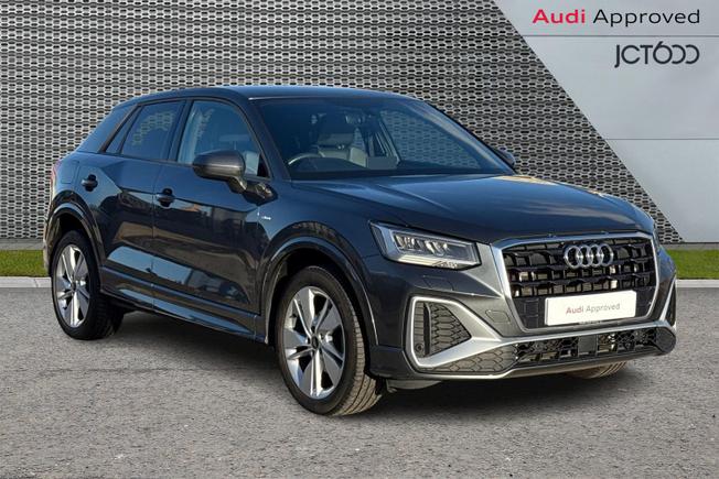 AUDI Q2 Photo 1