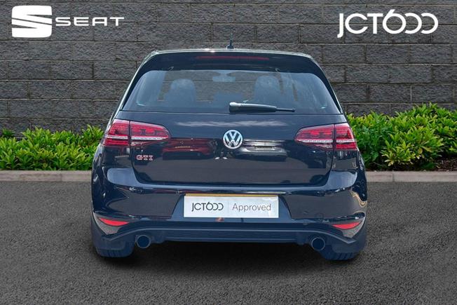 VOLKSWAGEN Golf Photo 7