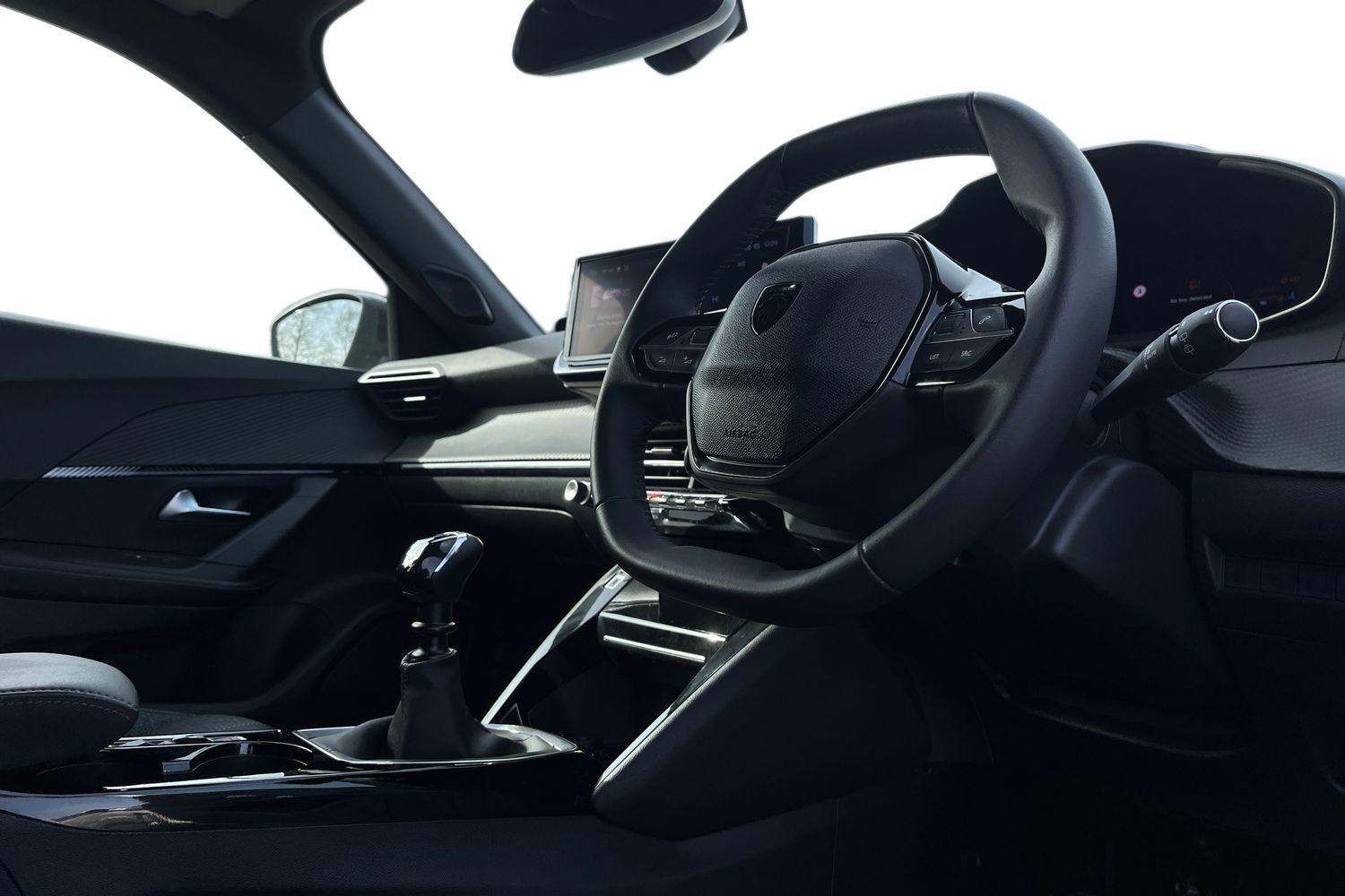 Peugeot 2008 Photo 8