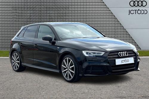 AUDI A3 1.0 TFSI 30 Black Edition Sportback 5dr Petrol Manual Euro 6 (s/s) (116 ps)