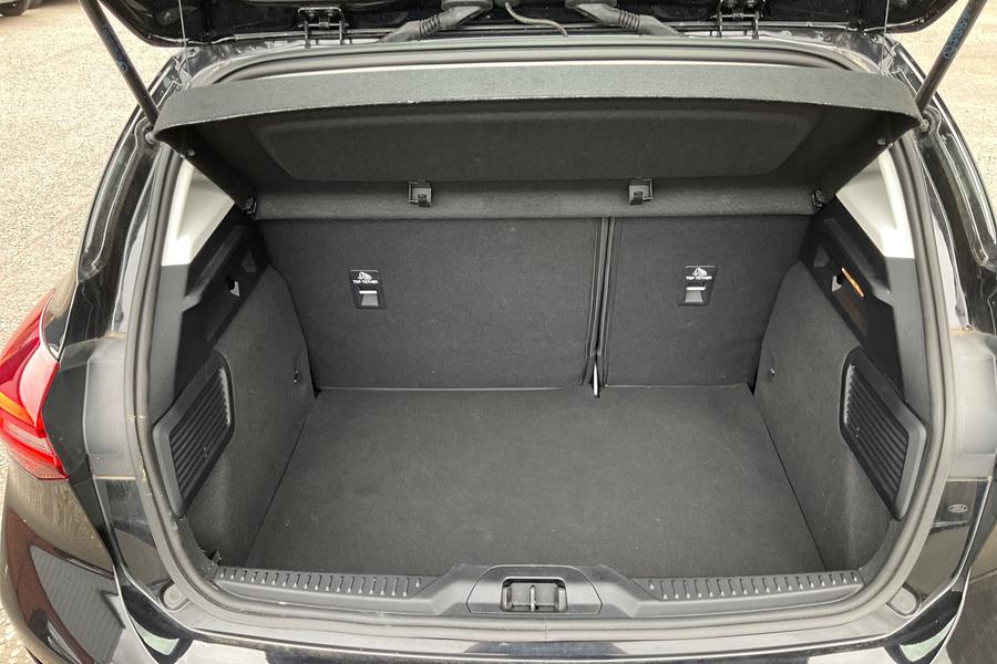 Ford Focus Photo autoimg-81742ca2310695b119448a94a425c5976ef453af.jpg