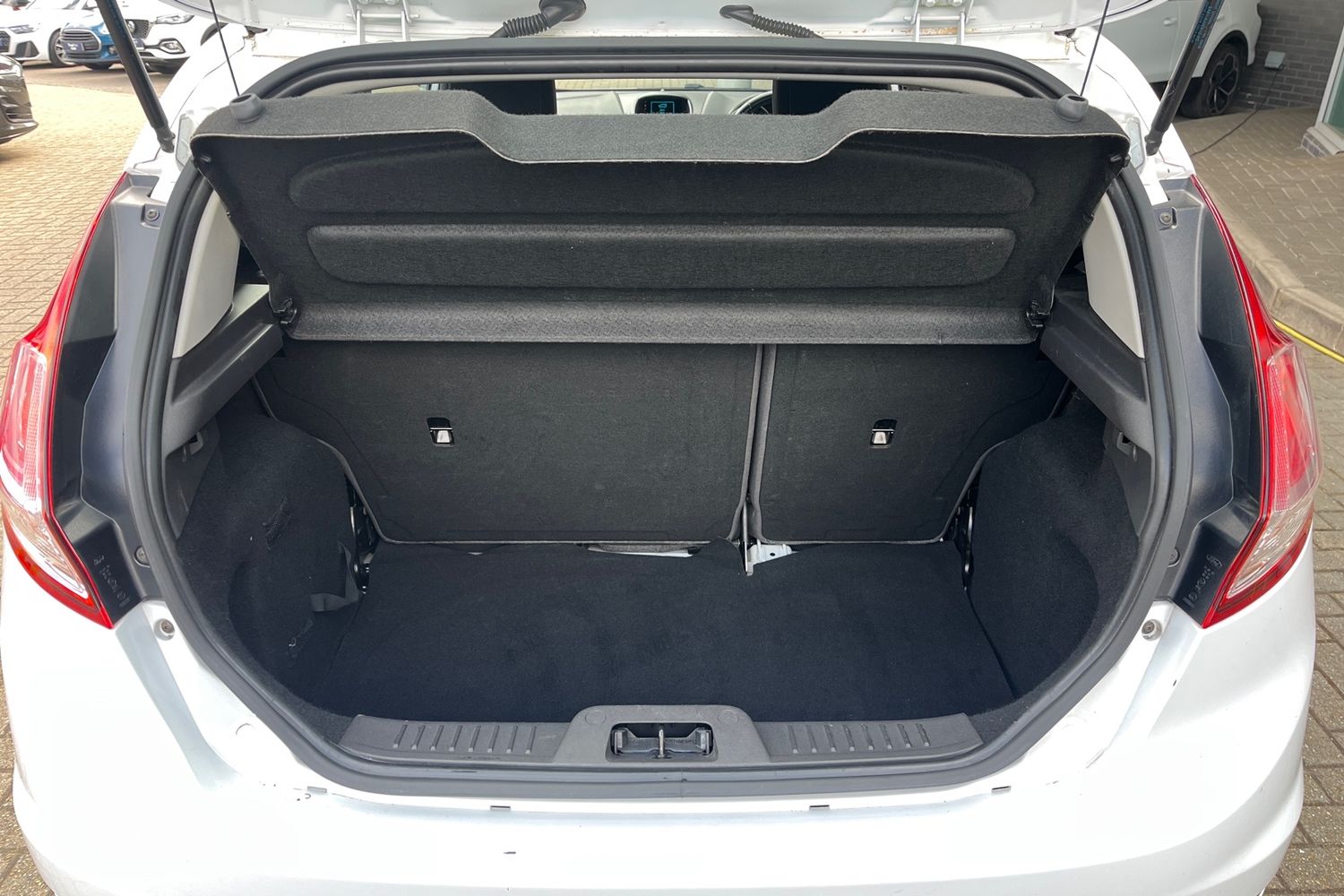 Ford Fiesta Photo 20